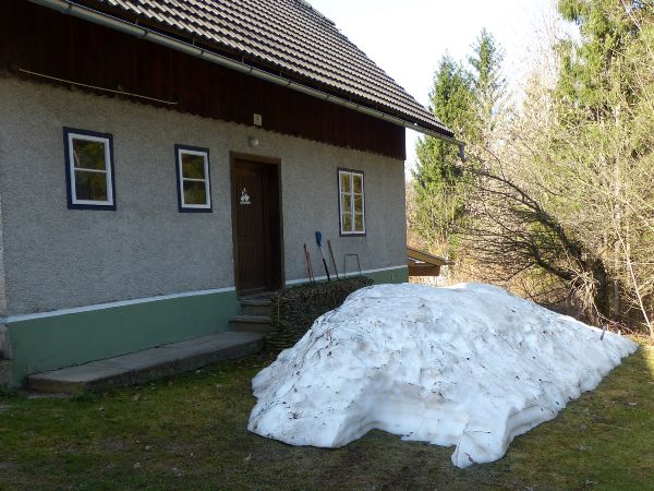 Genug Schnee fr eine Schneeballschlacht